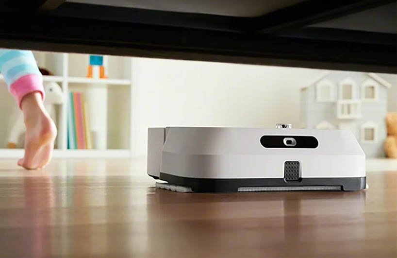 robot lau nhà để lại vệt nước