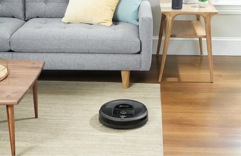 robot hút bụi Roomba hoạt động trên thảm