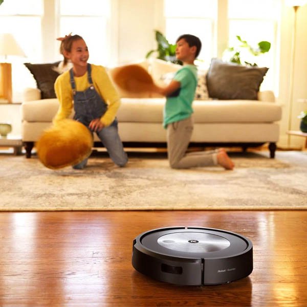 iRobot Roomba j7